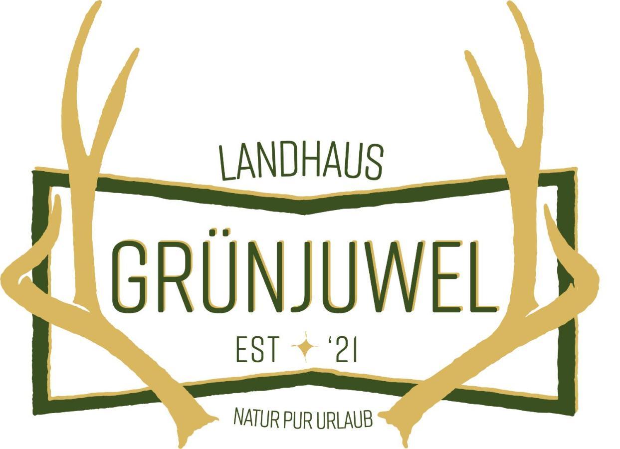 Gruenjuwel Apartment *
